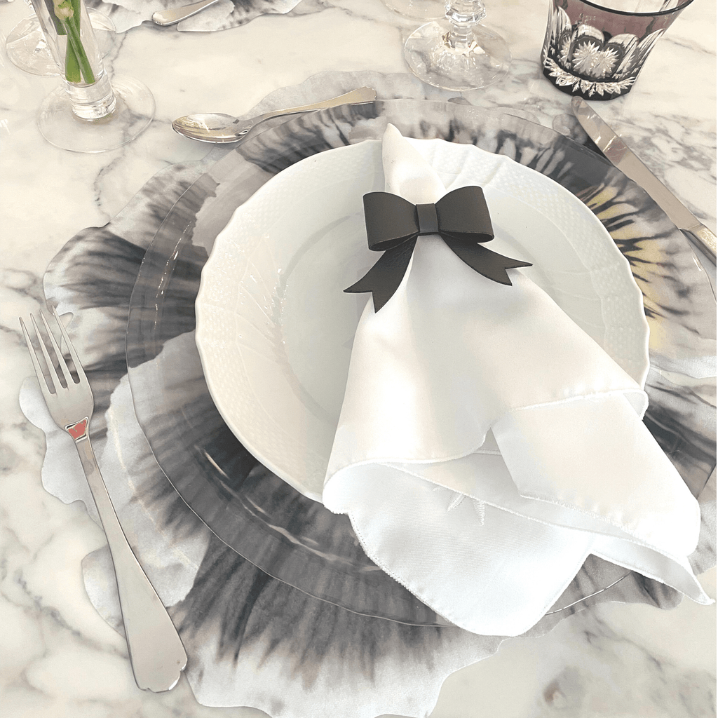 Set of 2 White Flower Placemats | The Shop'n Glow
